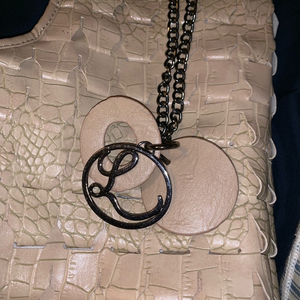 Large tote - Picture 5 of 5